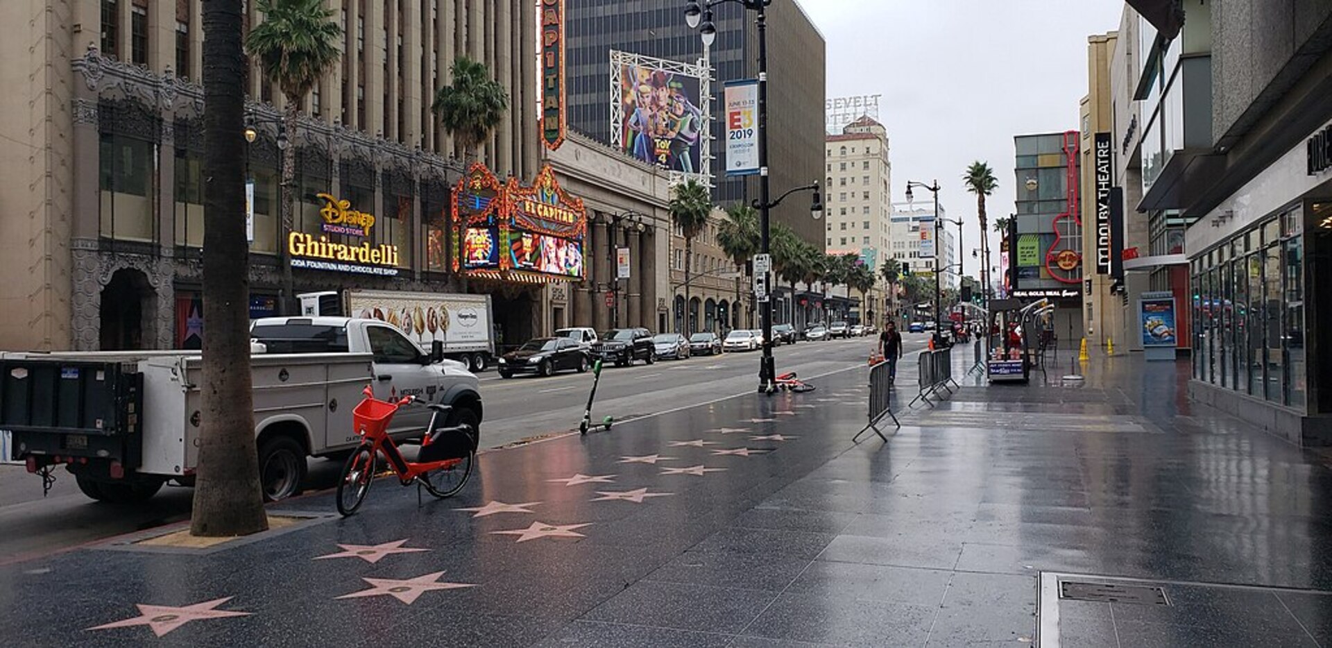 Hollywood Boulevard and Highland Tour
